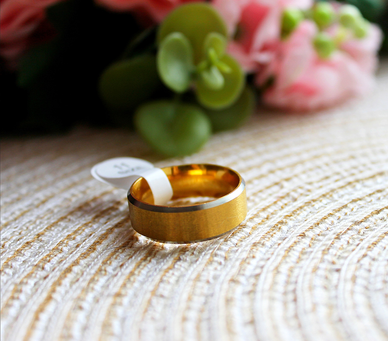 Чоловіча сталева каблучка шириною 8 мм із матовим золотим стилем
, розмір 21, фото 1