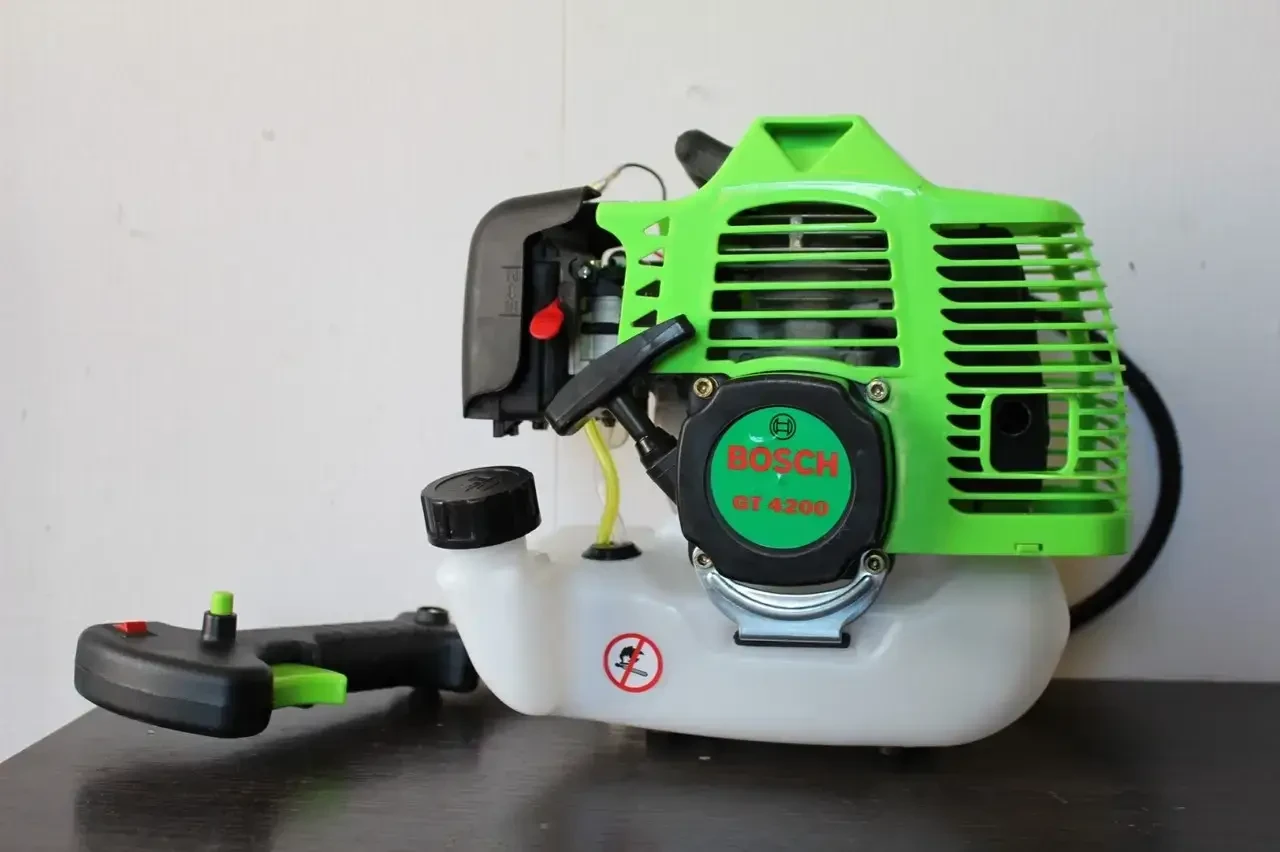 Мотокоса GT 4200 (4.2 кВт, 2-х тактний)