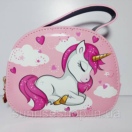 Дитяча лакова сумочка для дівчинки довга регульована ручка, фото 1