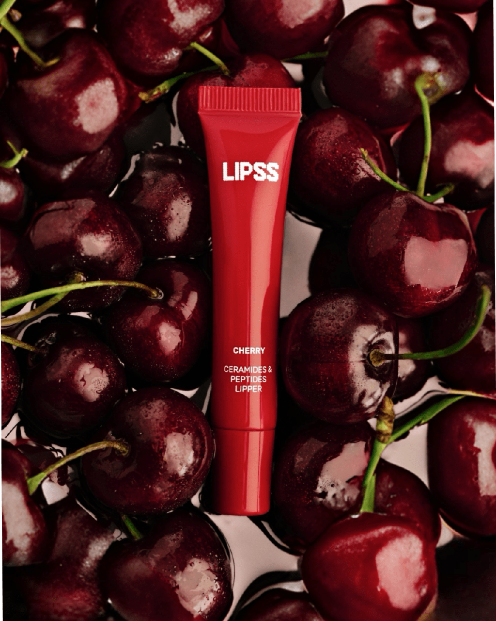 Блиск для губ Черешня LIPSS, 8 мл