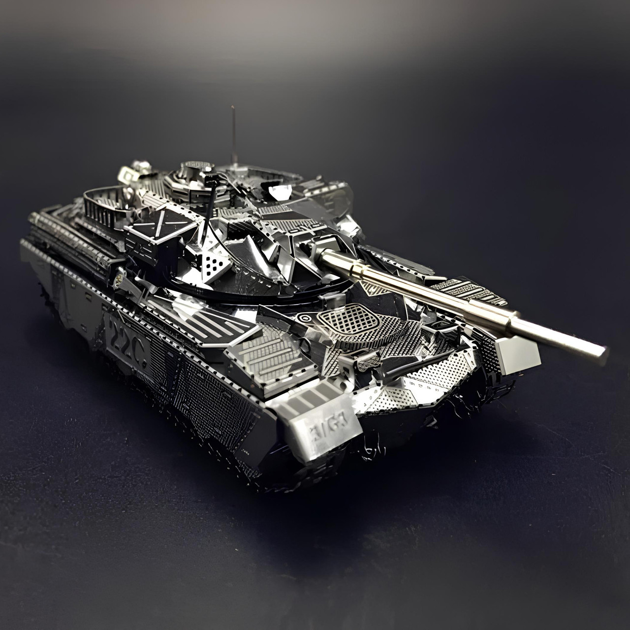 Металевий конструктор Танк Chieftain MK50 1:100. Металева збірна 3D модель танка. 3D пазл Танк Chieftain MK50