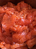 Шматочки охолодженої червоної риби НЕ СОЛОНІ, (Норвегія)