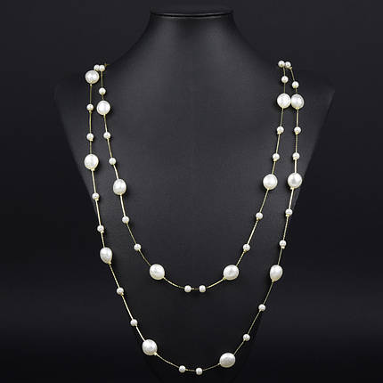 Кольє довге на металевій лимонній нитці з білими матовими намистинами застібка карабін довжина 170 см, фото 1