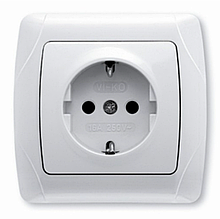 Розетка із заземленням VIKO Carmen (білого кольору)