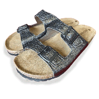 Сірі шльопки Inblu на товстій підошві з ремінцями та пряжками, замшева устілка, брендові босоніжки на літо