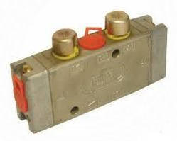 Клапан DAF F 2800, F 2900, F 3200, F 3300, F 3600, SB; MERCEDES NG; RVI C, G, MAGNUM, 571 003 104 0