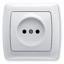 Розетка без заземлення зі шторками VIKO Carmen (білого кольору)