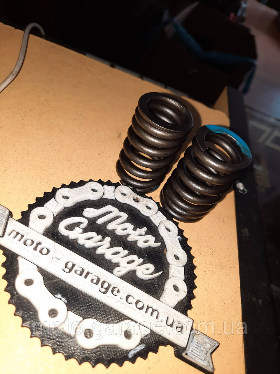 Пружина клапана зовнішня (2шт) 166FMM TEKKEN 250,Geon, Loncin, Exdrive,, фото 1