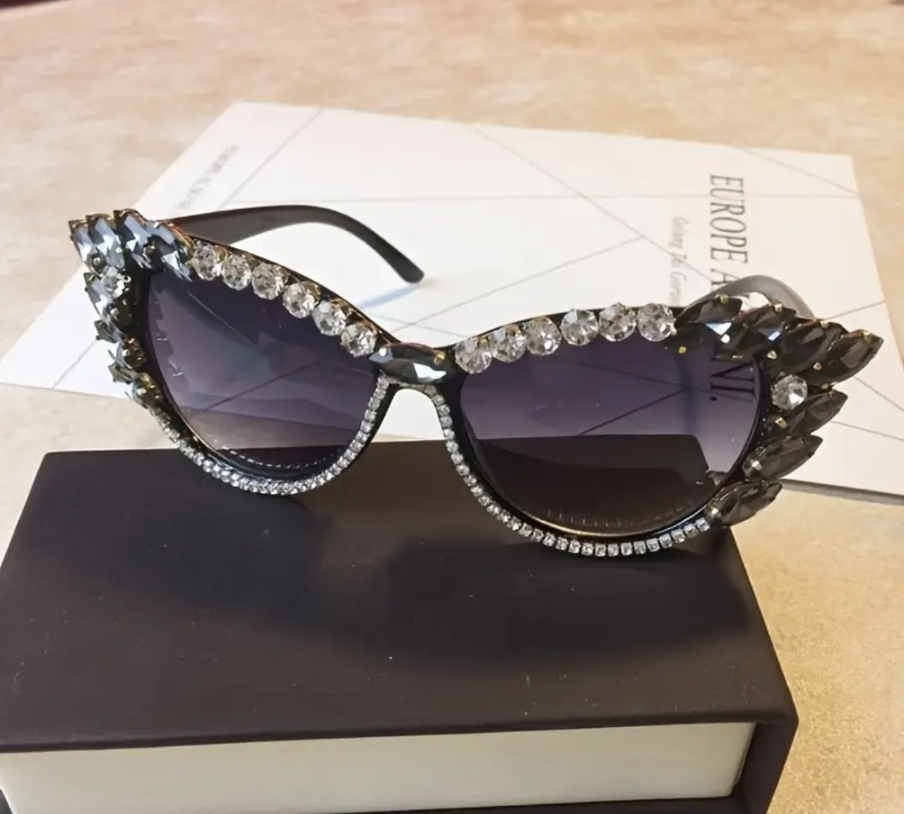 Жіночі сонцезахисні окуляри "Котяче око" зі стразами, чорні, фото 1