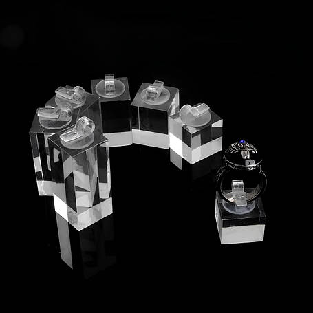 Підставки для вітрини