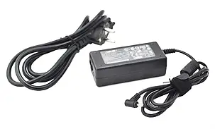 Блок живлення для ноутбука Asus (19 V 2.1 A 40 W) 2.5x0.7 мм, фото 1