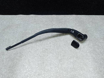 Повідець склоочисника передній HUMMER