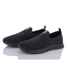 Чоловічі кросівки матеріал сітка розмір 41-45 колір показаний на зображенні в пакованні від 10 шт.