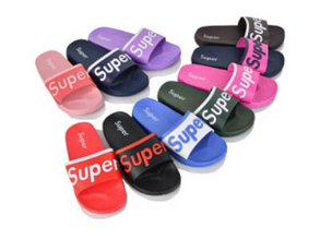 Дитячі капці матеріал гума розмір 30-35 кольору показаний на зображенні в пакованні від 6 шт.