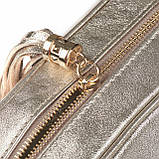 Крос-боді Takeasy Золотисто-сріблястий - Італійська жіноча м’яка сумка крос-боді із натуральної замші-металлік на блискавці з, фото 6