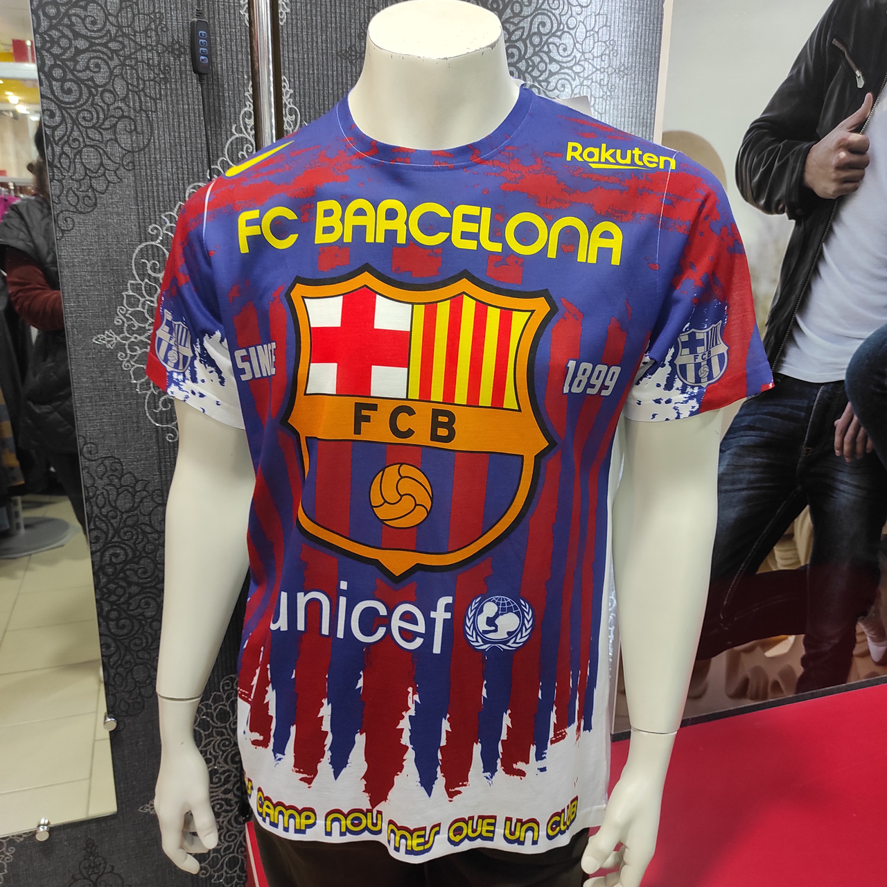 Чоловіча біла футболка принт Барселона, фото 1