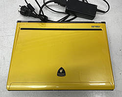 Ноутбук дизайнерський ASUS Lamborghini VX3 із GeForce