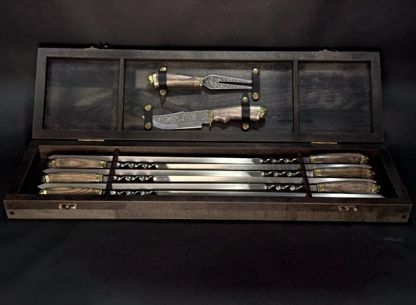 Набір шампурів Люкс Nb Art Козаки з ножем та вилкою в дерев'яному кейсі 8 предметів 47330158