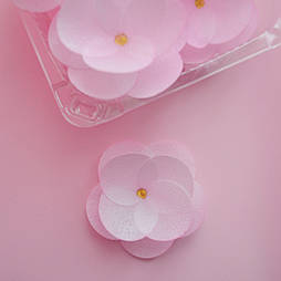 Вафельний декор Slado "Камелія рожева" 6 см 1 шт.