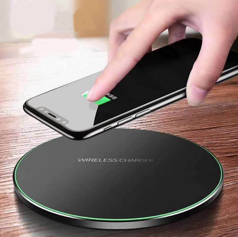 Бездротова зарядна станція на 1 пристрій 10W TRY Qi Standart з LED підсвічуванням чорна, фото 1