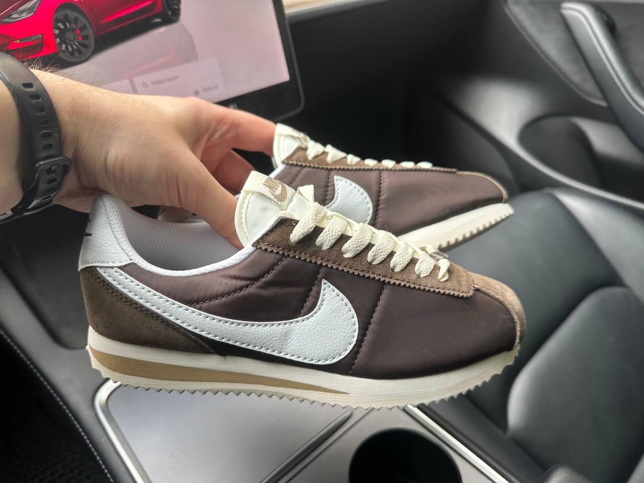 Жіночі кросівки Nike Cortez Brown White Кеди Найк Кортез коричневі текстиль замша демісезон