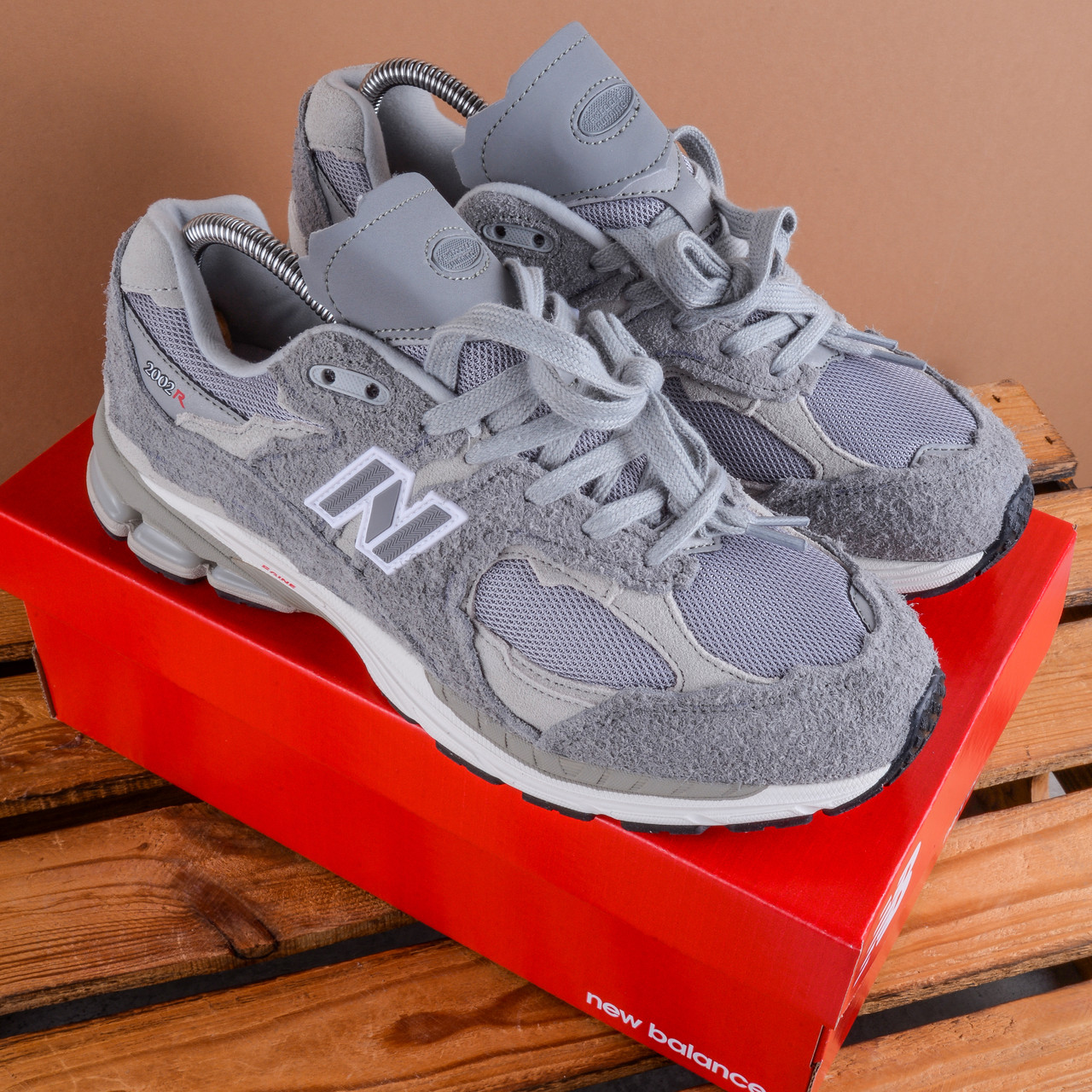 Чоловічі Кросівки New Balance 2002R сірий колір