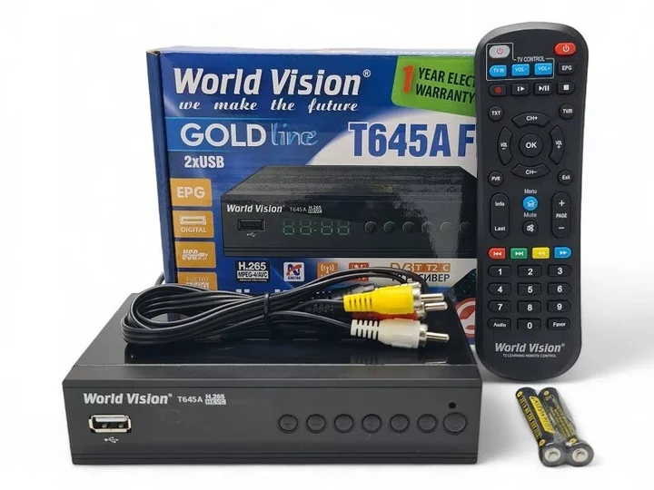 Цифровий ефірний ресивер (тюнер) T2 World Vision T645A FM