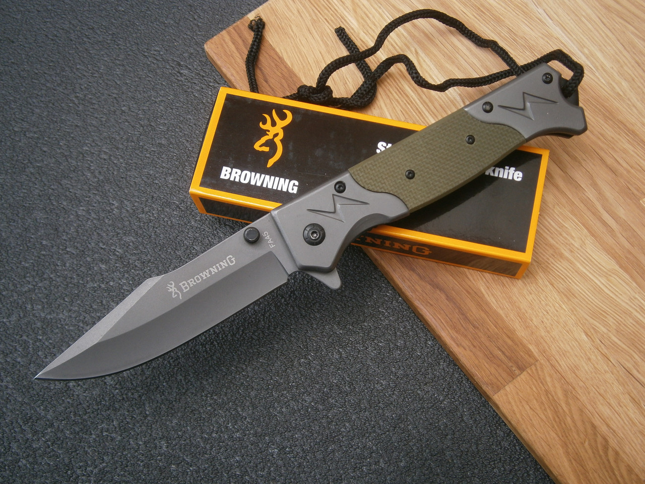 Ніж кишеньковий складаний Browning AК-740 паракорд 23 см