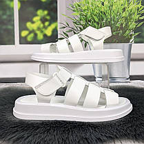 Босоніжки жіночі Amir білі шкіряні на низькому ходу 4932, фото 2