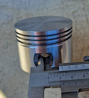 Поршень 65 мм Briggs&Stratton сборе 498668 Индия высота 47мм