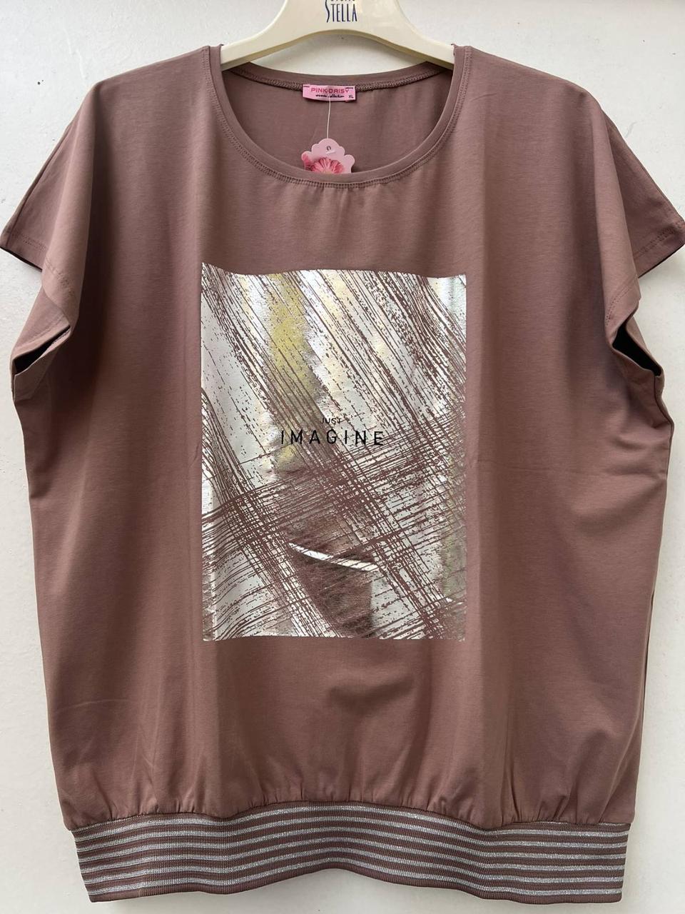 Жіноча футболка коричневого кольору батал з резинкою по низу розміри M (50-52), L (52-54).