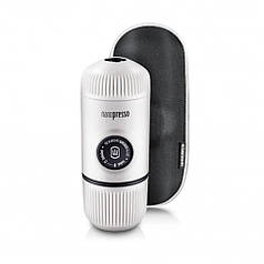 Портативна еспресо-кавоварка Wacaco Nanopresso біла з чохлом