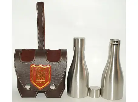 Набір в чохлі: 2 фляги у формі пляшки F1-33, фото 2