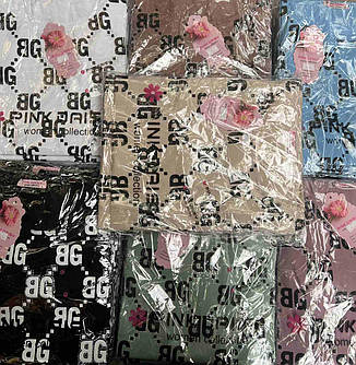 Жіноча футболка чорна з принтом в повномірному пошитті розміри М (50/52), L (52/54), фото 3