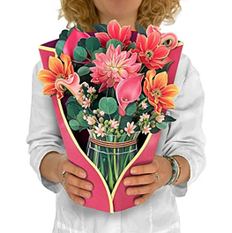 Вітальна листівка перетворюється на об'ємну композицію, об'ємний букет лілій