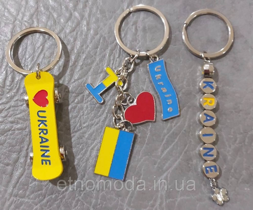 Брелок патріотичний Україна