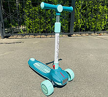 Самокат дитячий 3х колісний для дитини від 2 років з підсвічуванням коліс платформи та мелодіями Самокати для дітей