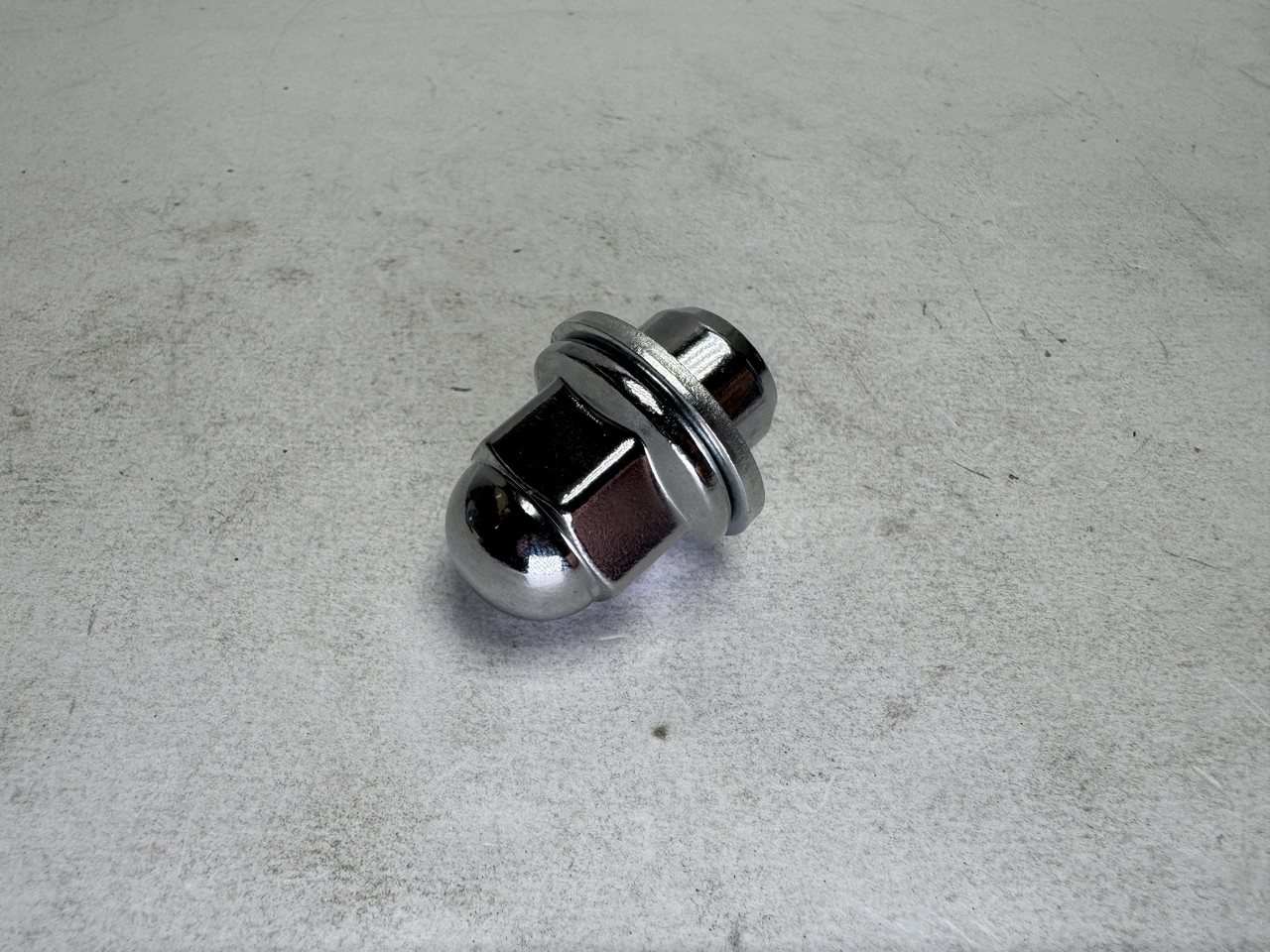 Гайка кріплення колеса Іс Лексус M12x1.5х37,5mm MR455707