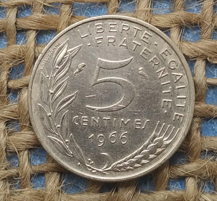 5 сантимiв 1966 року францiя