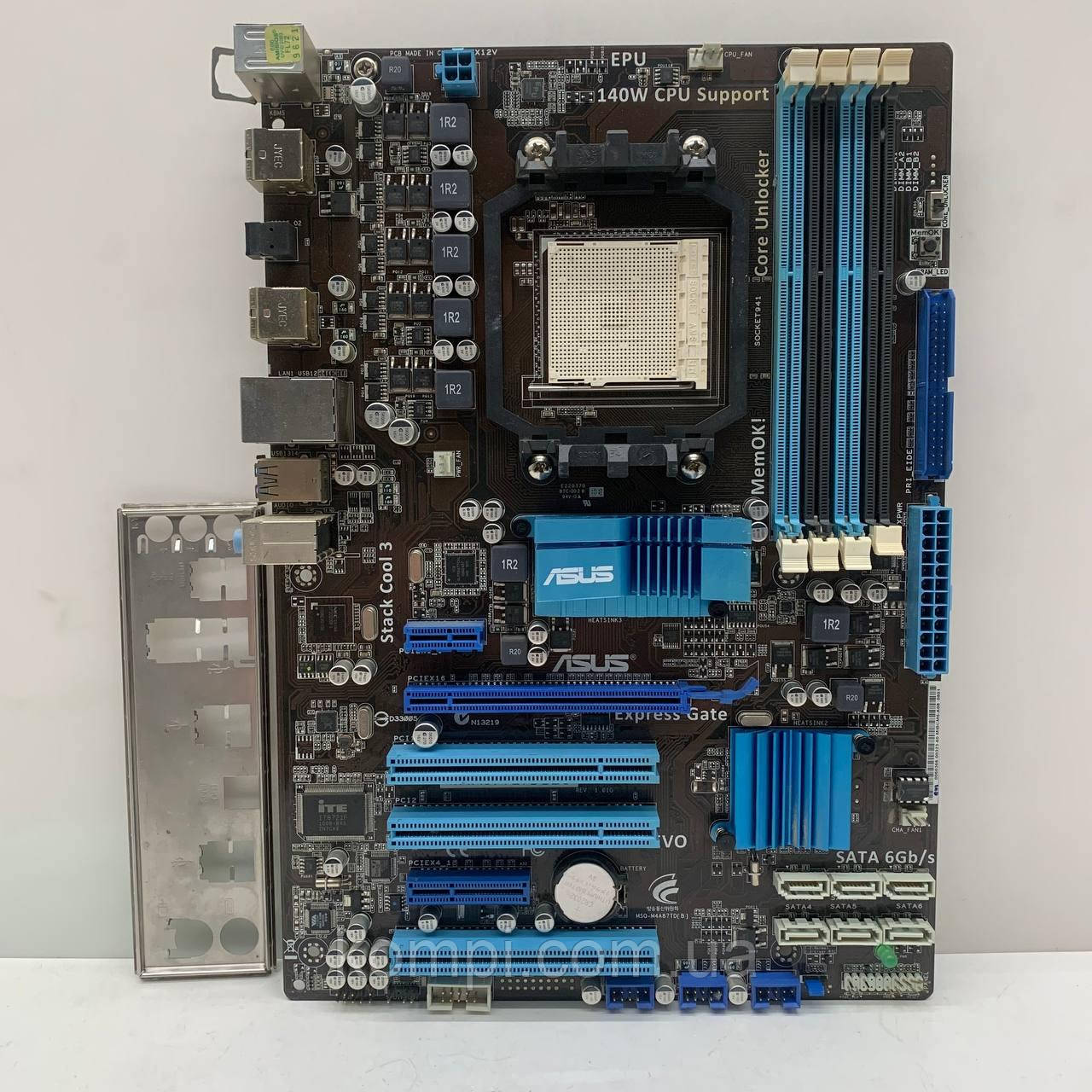 Материнська плата sAM3 ASUS M4A87TD-USB3 (Soket AM3, DDR3, б/у)