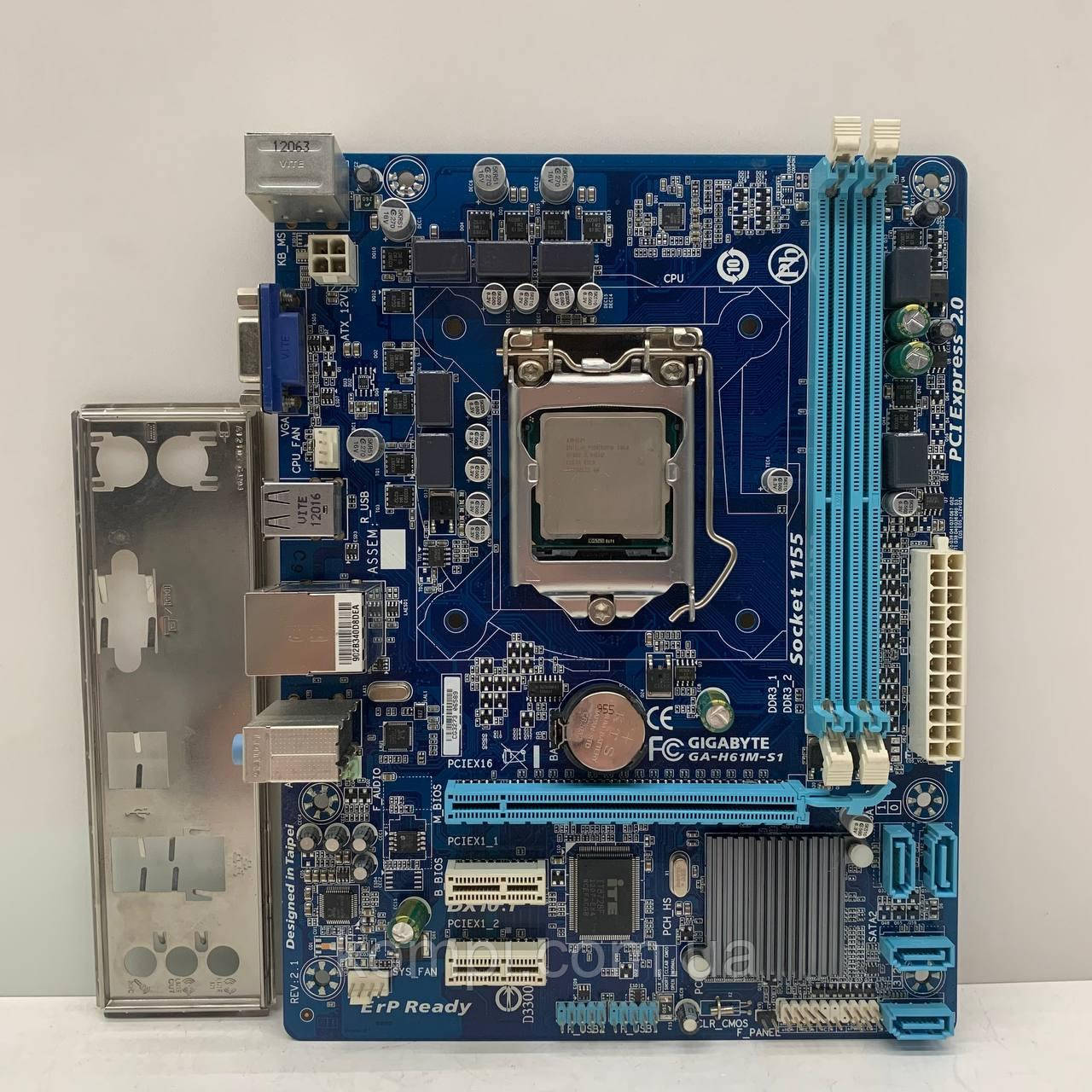 Материнська плата s1155 GIGABYTE GA-H61M-S1 (Socket 1155,DDR3,б/у)