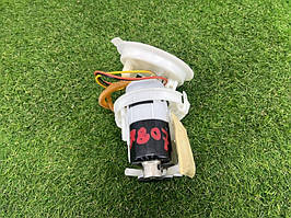 Паливний насос AUDI A4 B9 2.0 DBPA 2017 (б/у)