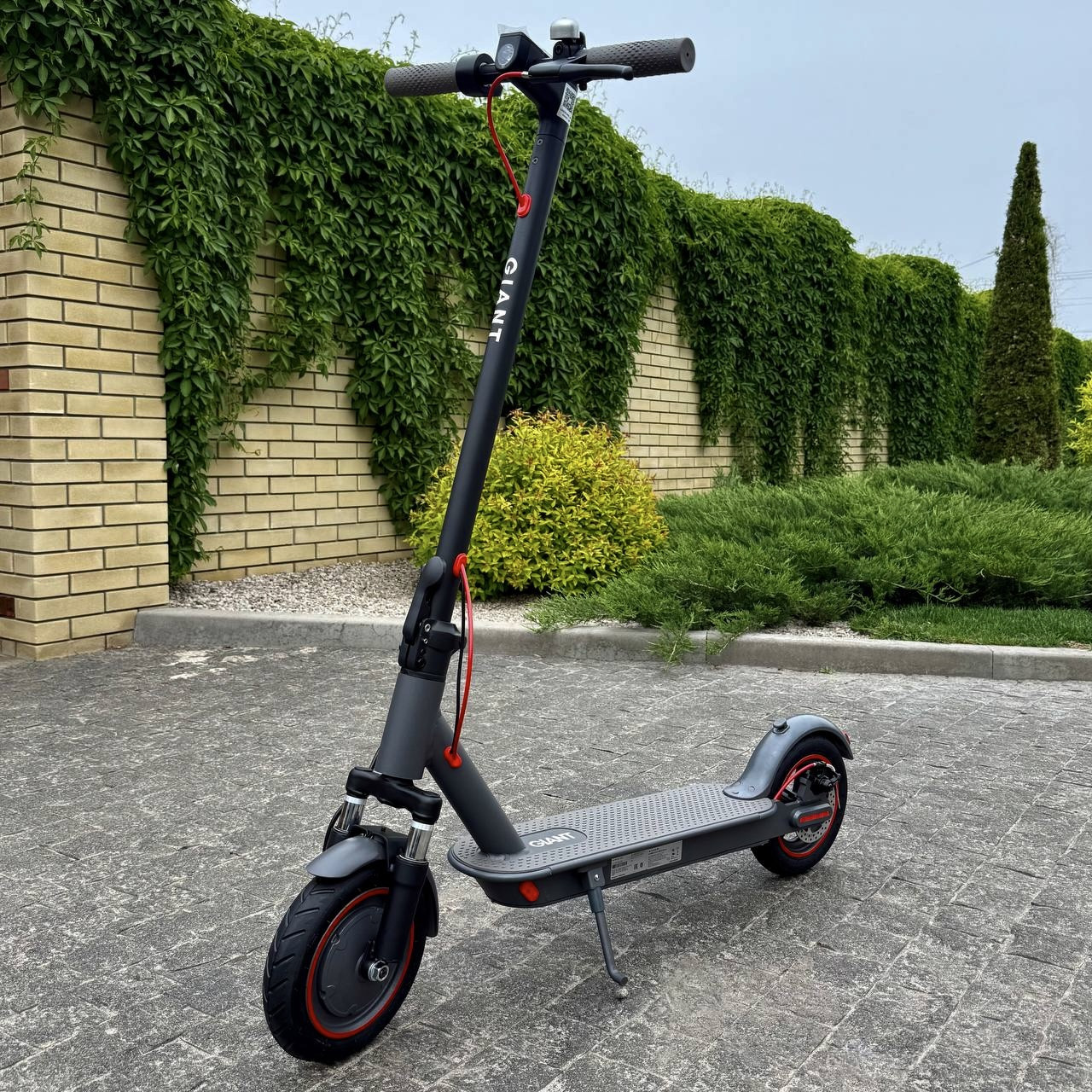 Електросамокат GIANT Move U8 PRO 500W 13Ah з переднім амортизатором та посиленою рамою 2025