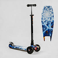 Триколісний дитячий самокат MAXI "Best Scooter" колеса світяться під час руху