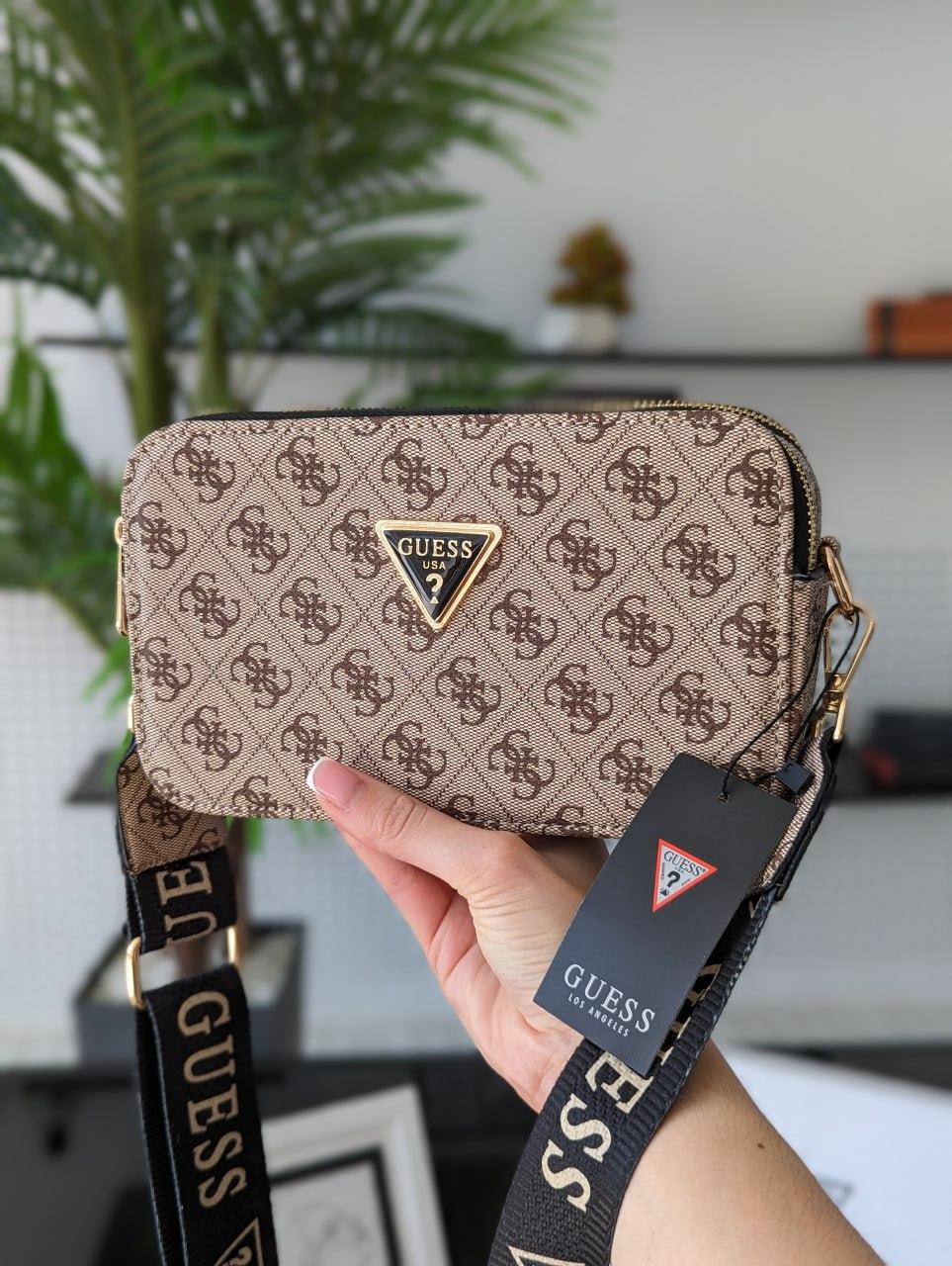 Жіноча сумка Guess The Snapshot Mini Beige Бежева Екошкіра Крос Боді на 2 відділення на широкому чорному ремені Гесс, фото 1