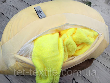 М'яка іграшка подушка з пледом усередині Лапка ніжно жовта 55х30 см, фото 2