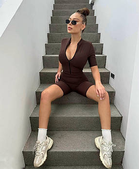 Комбінезон жіночий стильний з біфлексу з шортами (Норма)