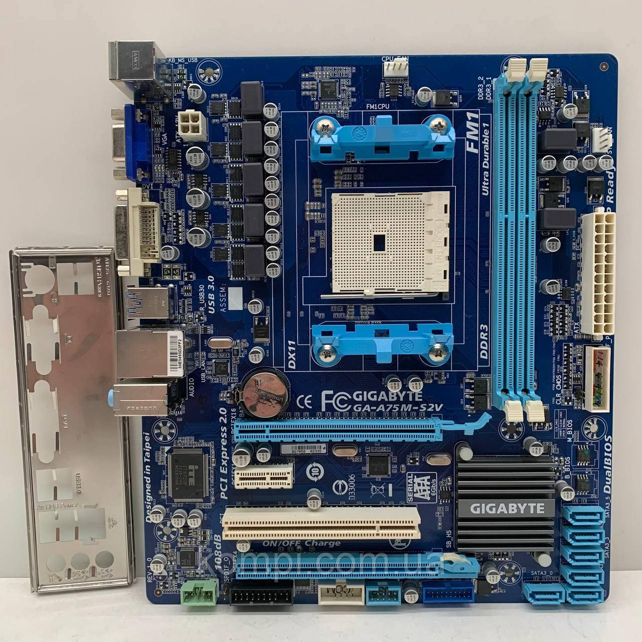 Материнська плата sFM1 GIGABYTE GA-A75M-S2V (Socket FM1,DDR3,б/у)