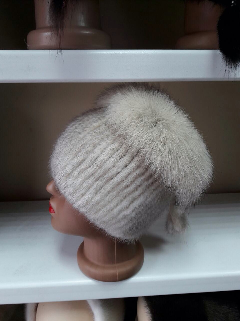 Меховая шапка из норки и песца на вязанной основе цвет колотый лёд - фото 4 - id-p467355410