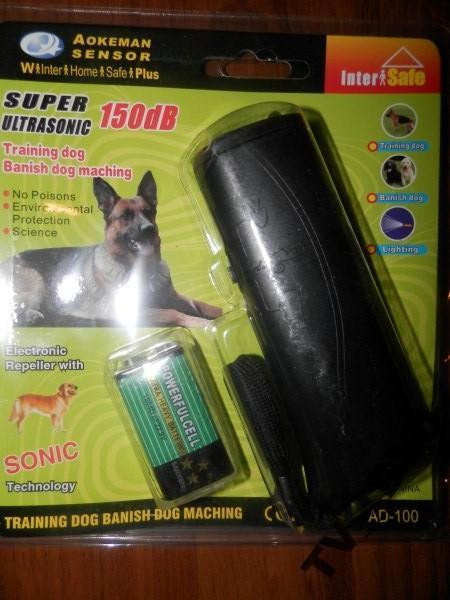 Ультразвуковий відлякувач собак AD-100 з Ліхтариком